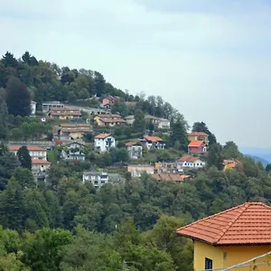 Dalla Zia Marta Ampio Brunate